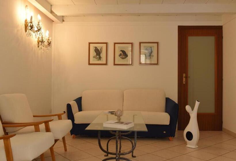 B&b L Alcova