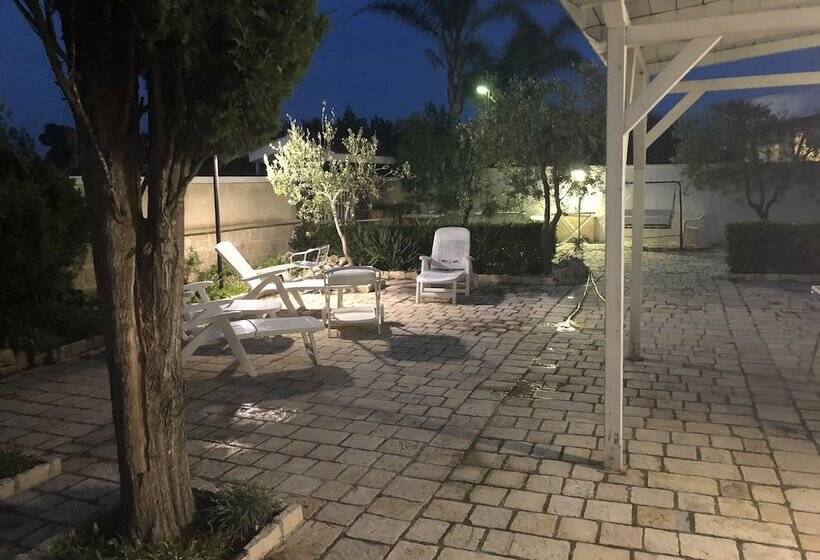 تختخواب و صبحانه La Palude Del Conte