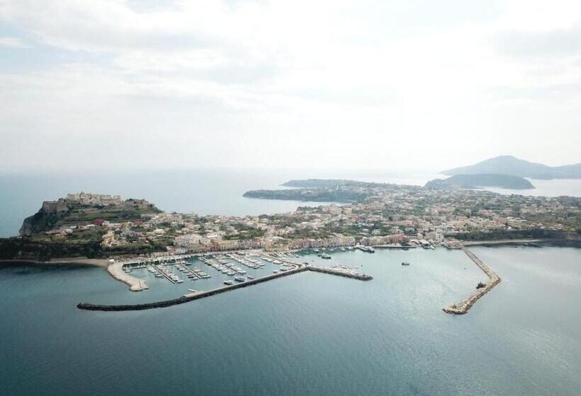تختخواب و صبحانه Vento Di Mare