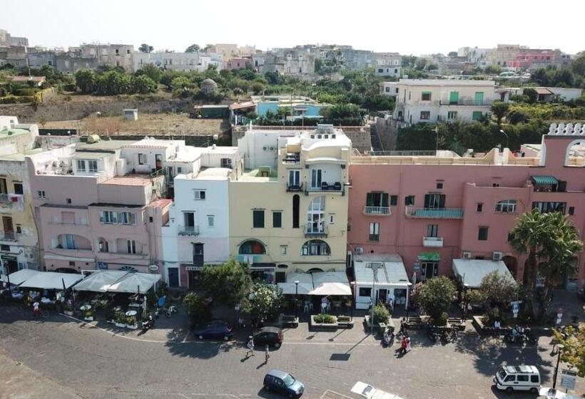 تختخواب و صبحانه Vento Di Mare