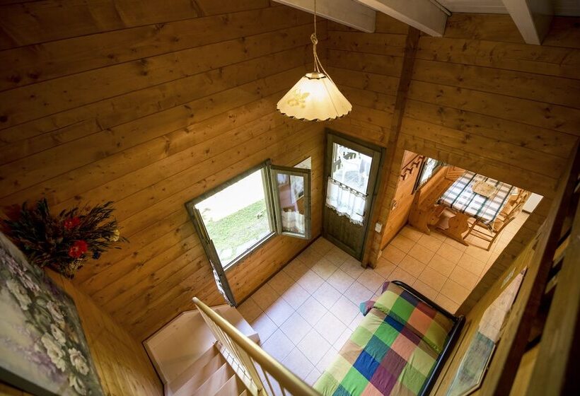 בית מלון כפרי Campeggio Parco Dei Castagni Srl