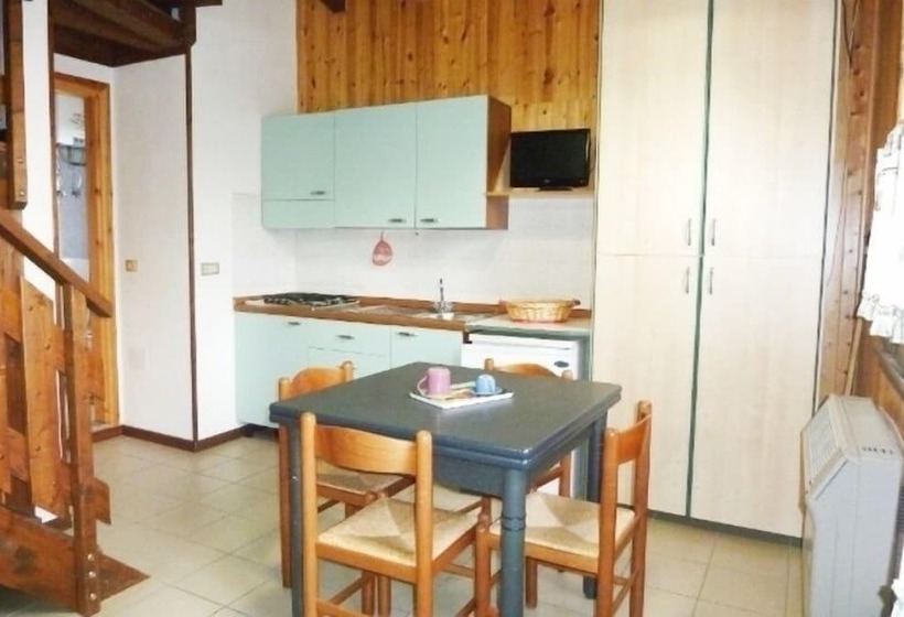 בית מלון כפרי Campeggio Parco Dei Castagni Srl