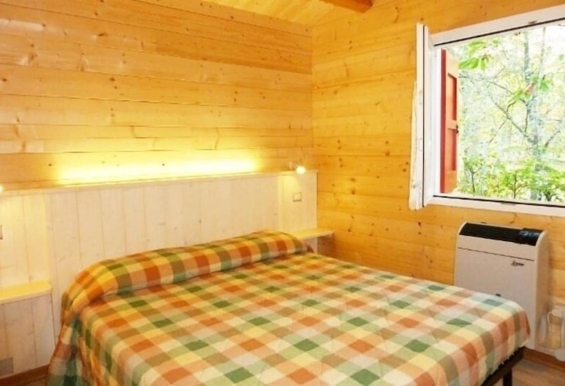 בית מלון כפרי Campeggio Parco Dei Castagni Srl