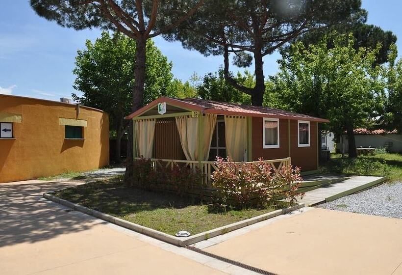 هتل Camping Village Versilia Mare