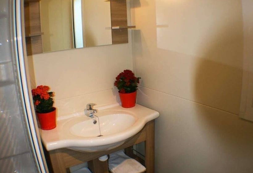 هتل Camping Village Versilia Mare