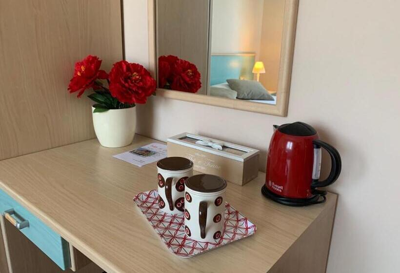 تختخواب و صبحانه Villa Ai Colli