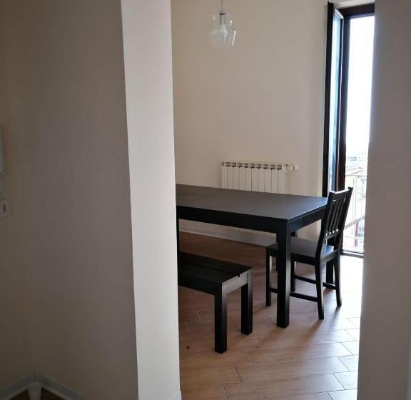 تختخواب و صبحانه Backpackers