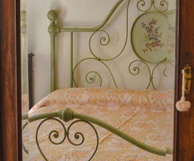 تختخواب و صبحانه Casa Castello
