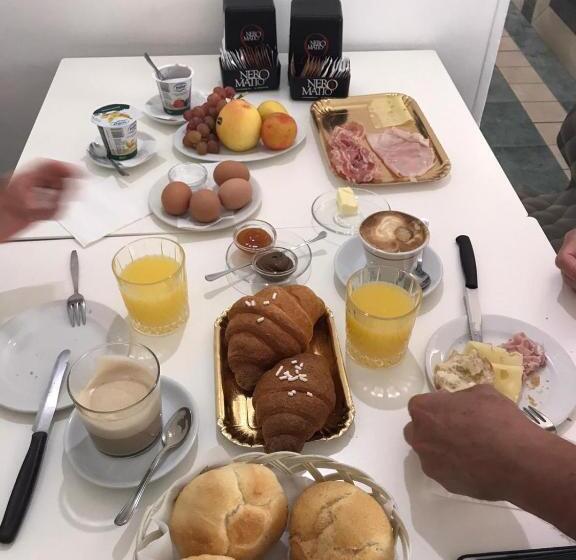تختخواب و صبحانه Dimora Le Grottaglie