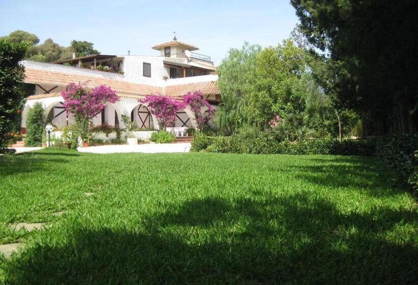 مبيت وإفطار Gli Archi Country Home