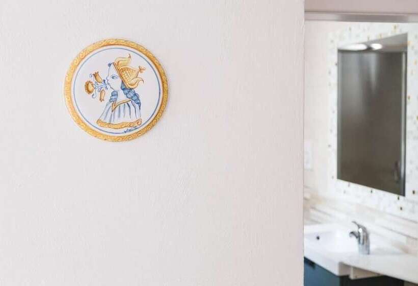 مبيت وإفطار Vico Marina