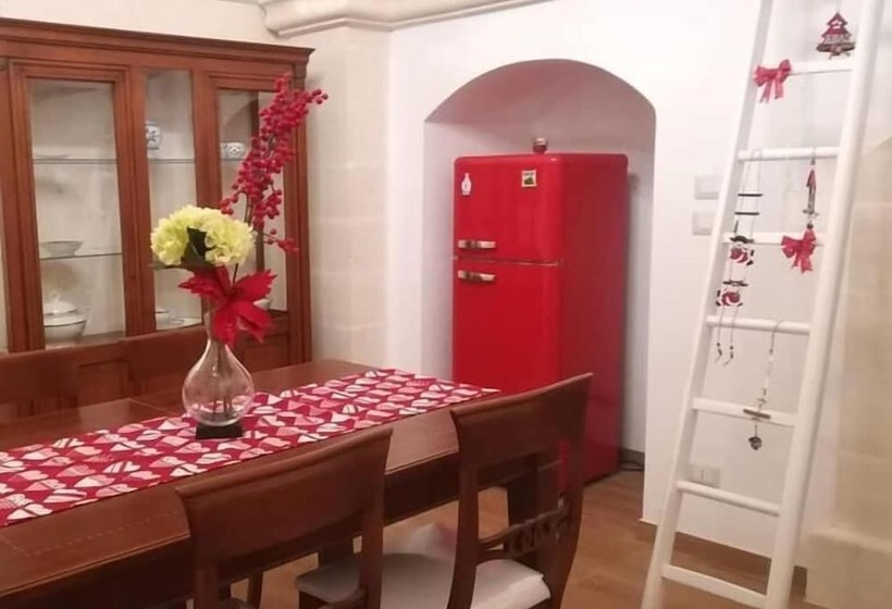 مبيت وإفطار Vico Marina