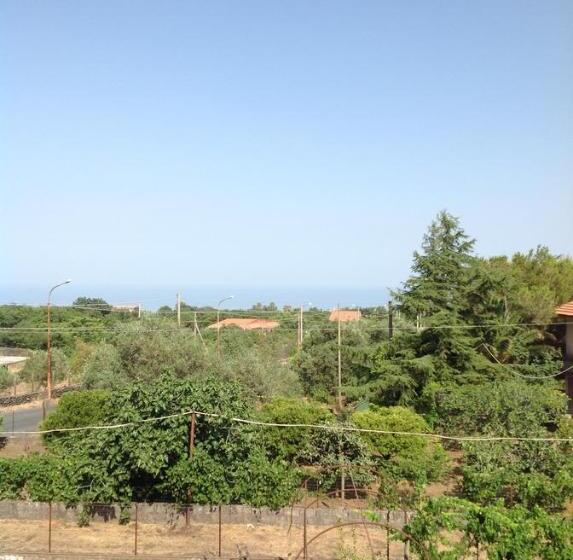 تختخواب و صبحانه Villa Carolea