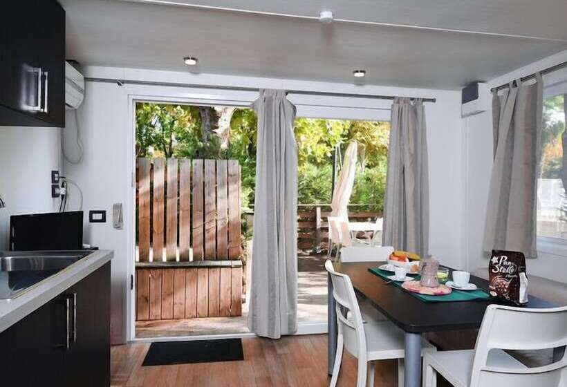 Отель Camping Village I Tre Moschettieri