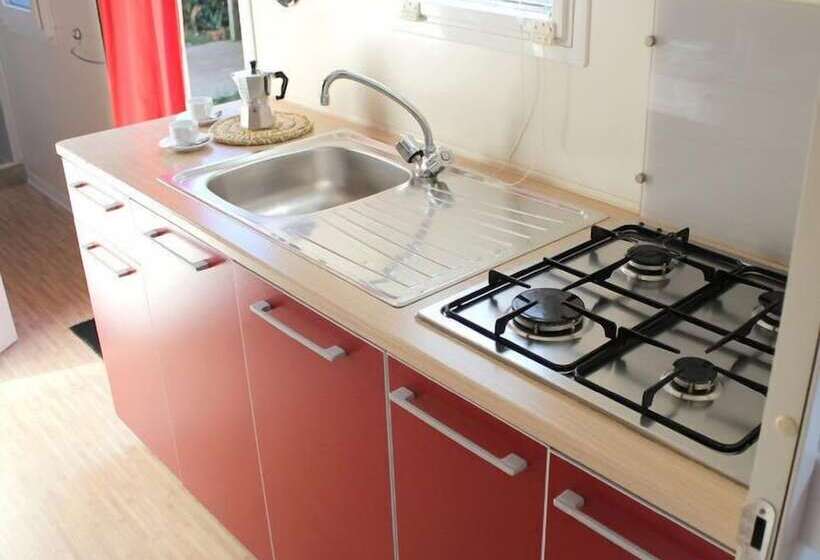 Отель Camping Village I Tre Moschettieri