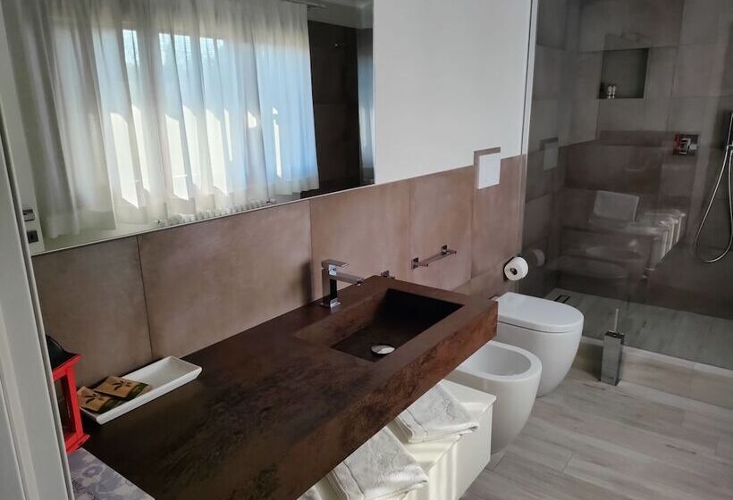 هتل روستایی Agriturismo Il Pettirosso