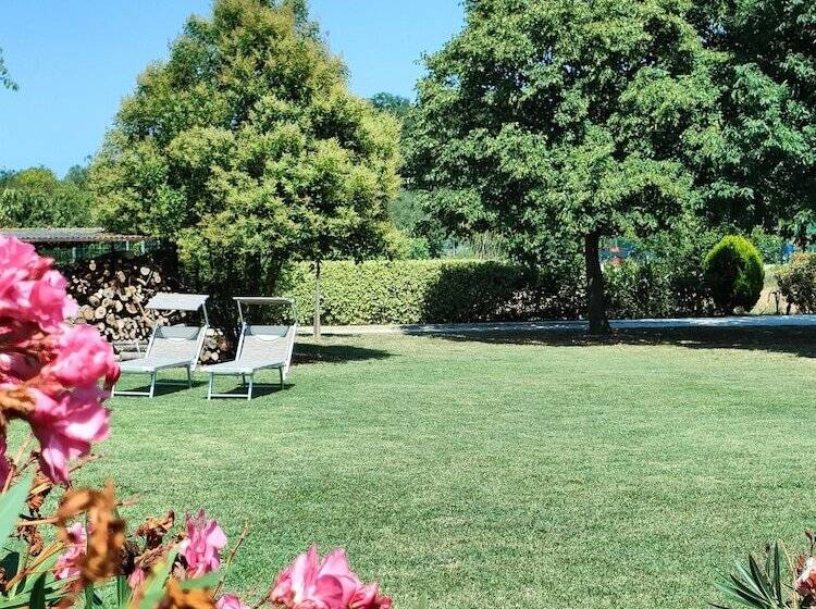 هتل روستایی Agriturismo Il Pettirosso