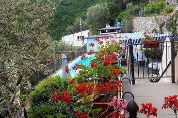 هتل روستایی Villa Carmelina