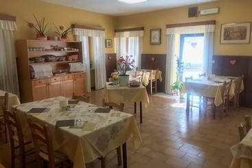 هتل Valcanale