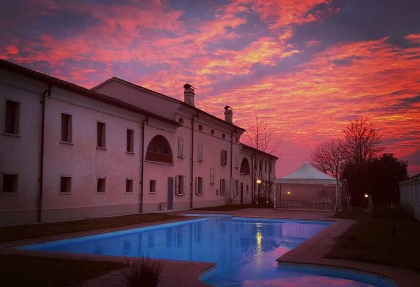 مبيت وإفطار Villa Dello Spino