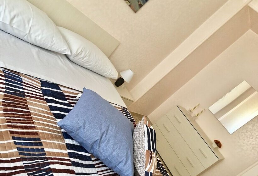 تختخواب و صبحانه Casa Di Angela