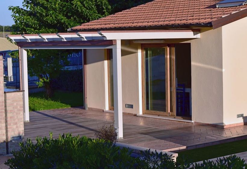 مبيت وإفطار Casa Vandina