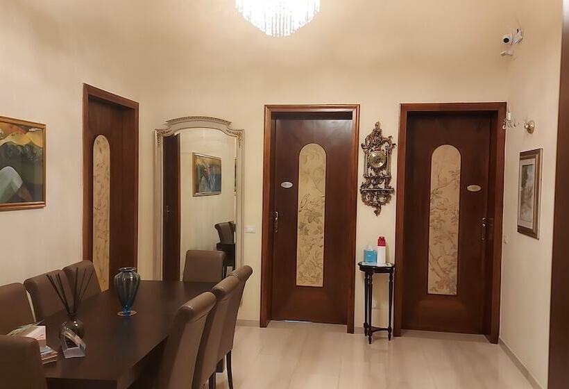 تختخواب و صبحانه Dimora Charleston Lecce Parcheggio Privato In Loco Gratis