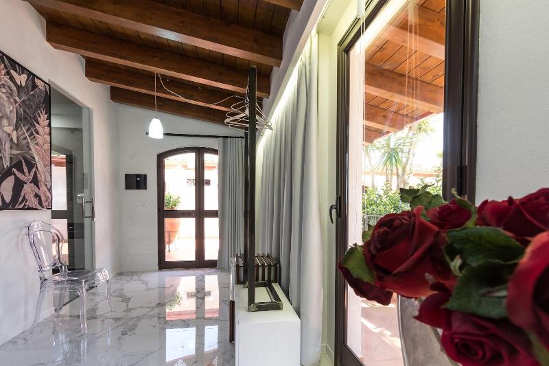 تختخواب و صبحانه Diodorus Luxury Experience