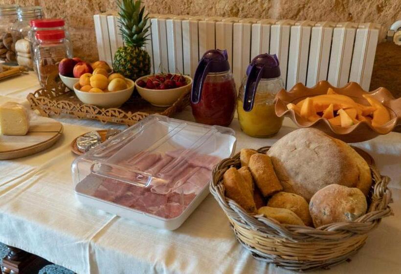 住宿加早餐  La Vecchia Corte