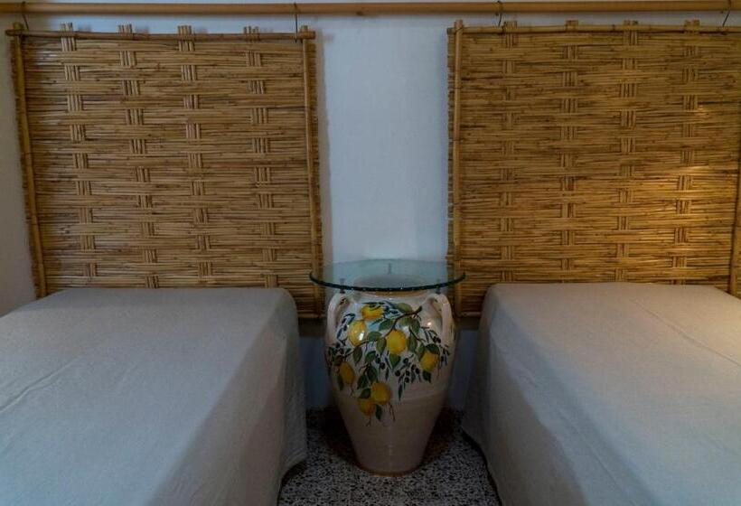 住宿加早餐  La Vecchia Corte