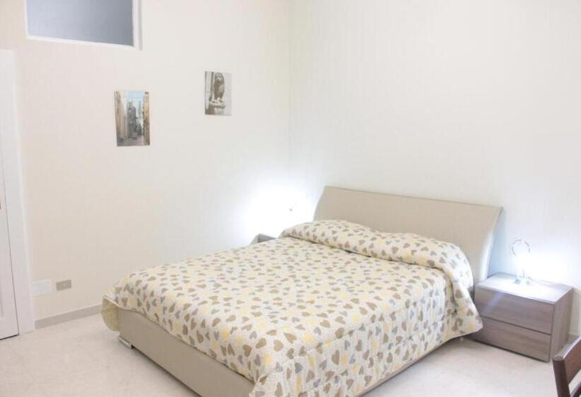 تختخواب و صبحانه Leonessa Di Puglia