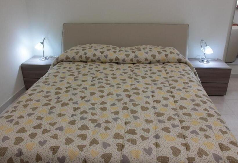 تختخواب و صبحانه Leonessa Di Puglia