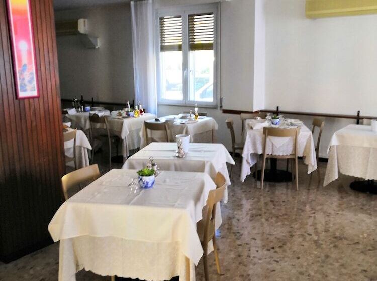 هتل Villa Mary