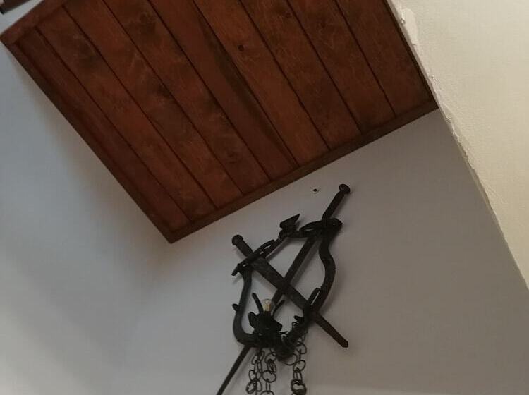 La Rupe Bed And Breakfast