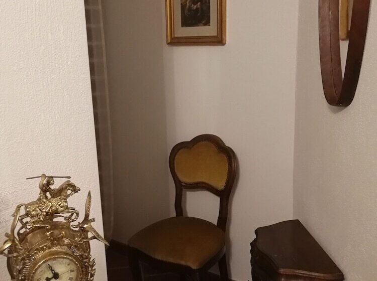 La Rupe Bed And Breakfast