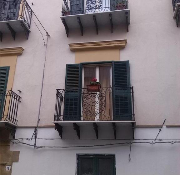 پانسیون B&b Largo Barile