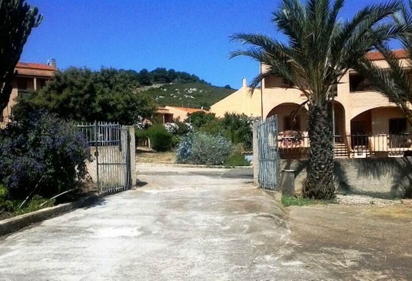 تختخواب و صبحانه Privacy & Relax In Sardegna