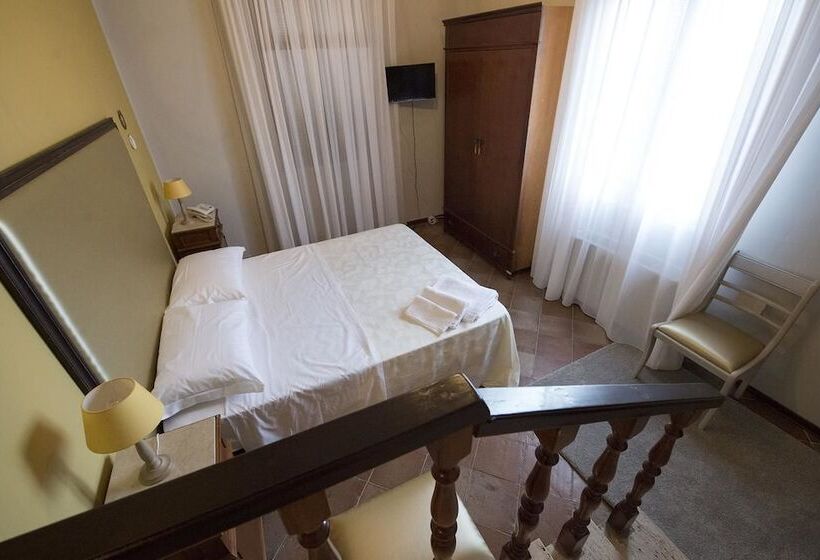 فندق فئة نجمة واحدة Casina Dei Mille