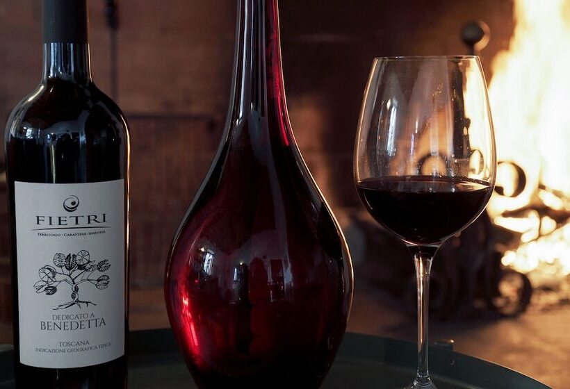 فندق ريفى Azienda Agricola Di Fietri