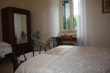 La Rocca Mia House B&b