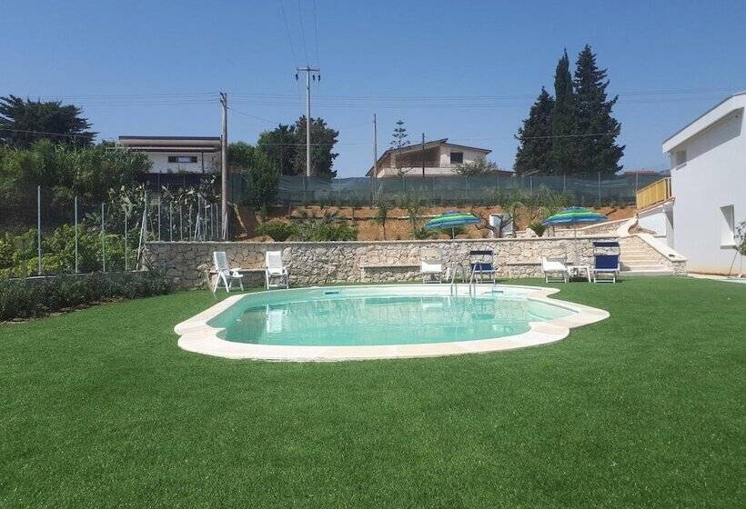 پانسیون Villa Verde