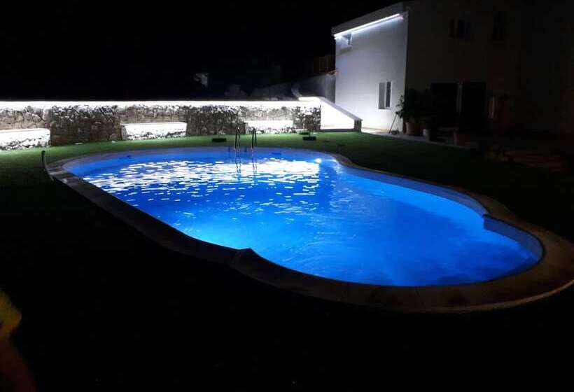 پانسیون Villa Verde