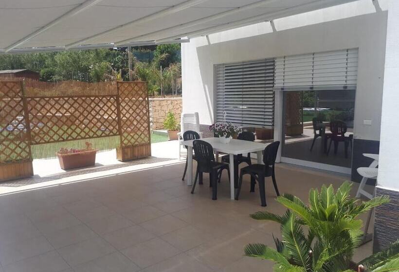 پانسیون Villa Verde