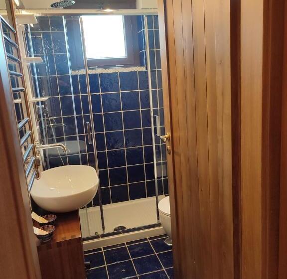 ベッドアンドブレックファースト Altana