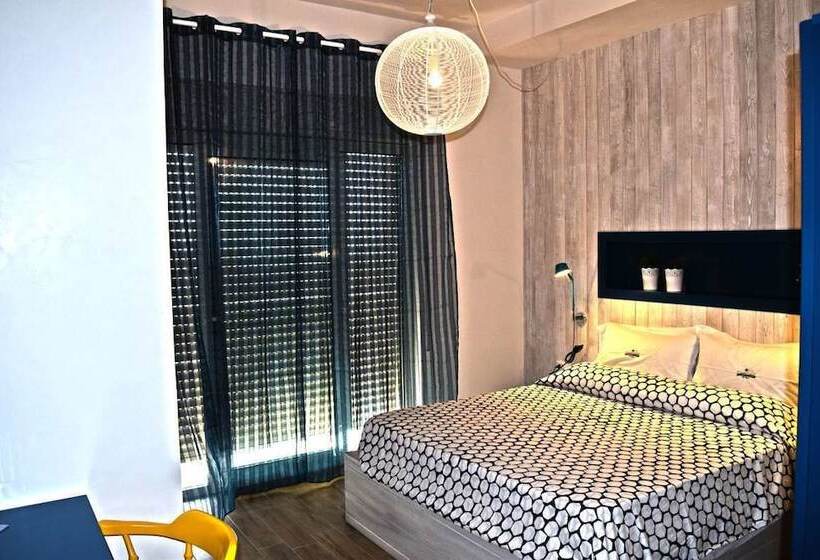 تختخواب و صبحانه Bella Villa