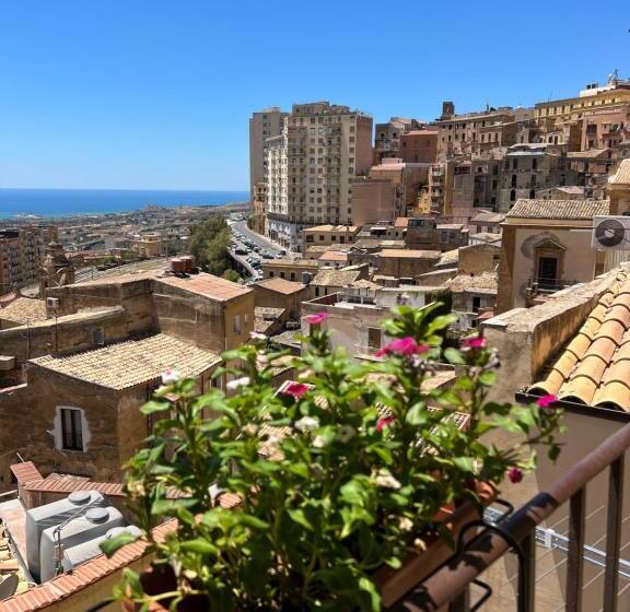 تختخواب و صبحانه Calua Experience View