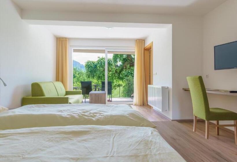 Bed and Breakfast Pension Sunnhofer