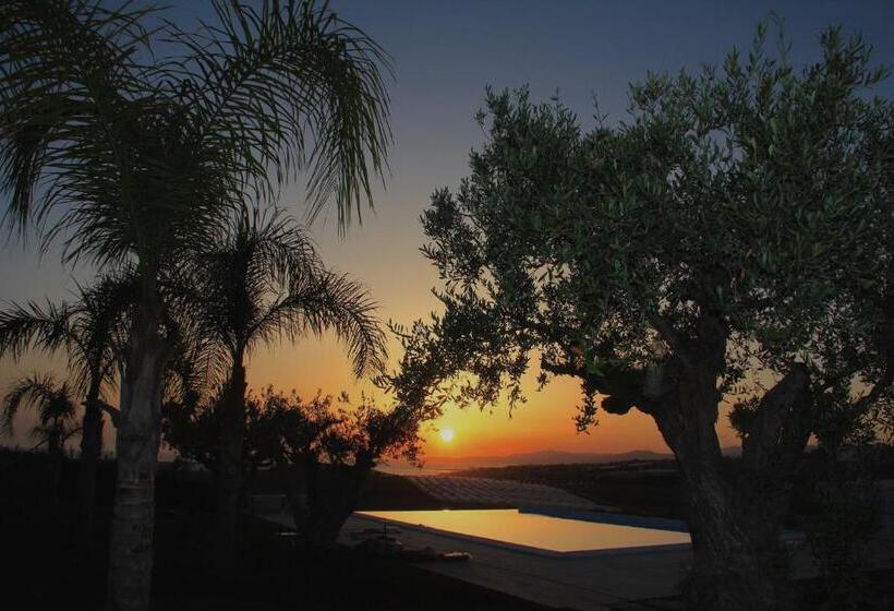 تختخواب و صبحانه Punta Bianca Suite & Home Experience