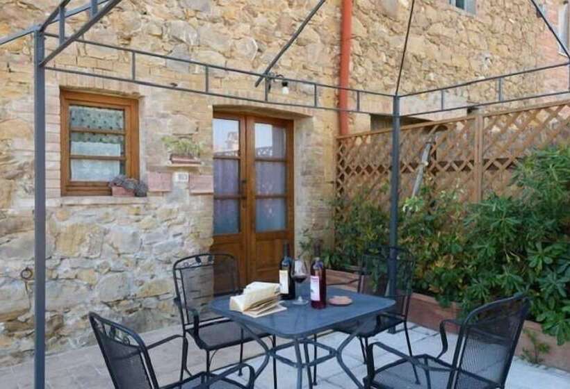 田舎風ホテル Agriturismo Antico Podere La Martinella