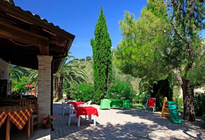 هتل روستایی La Panoramica Country House